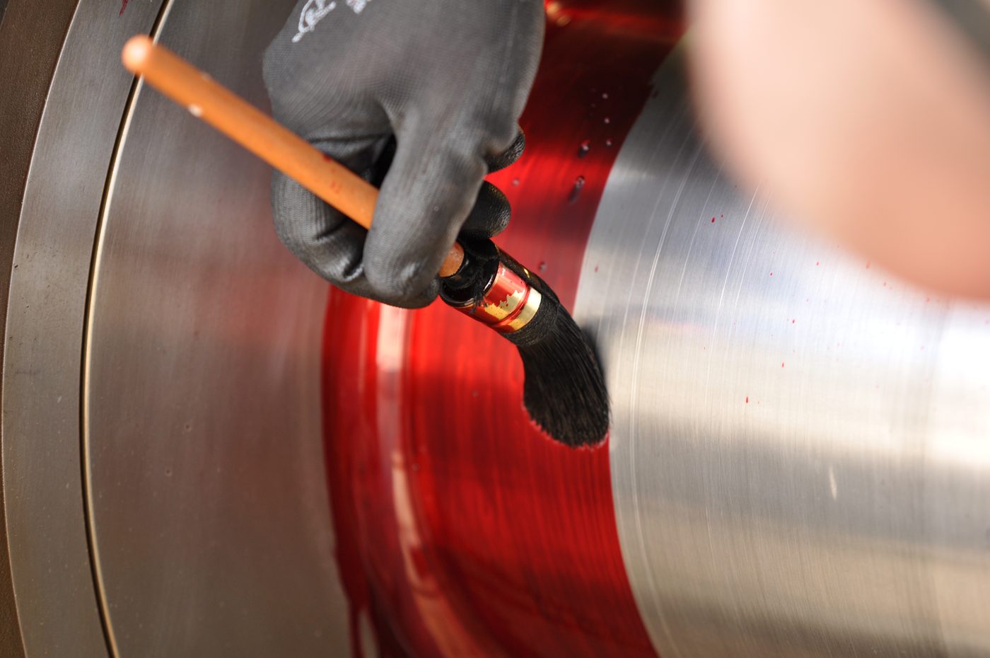 Liquid Penetrant Testing (PT)